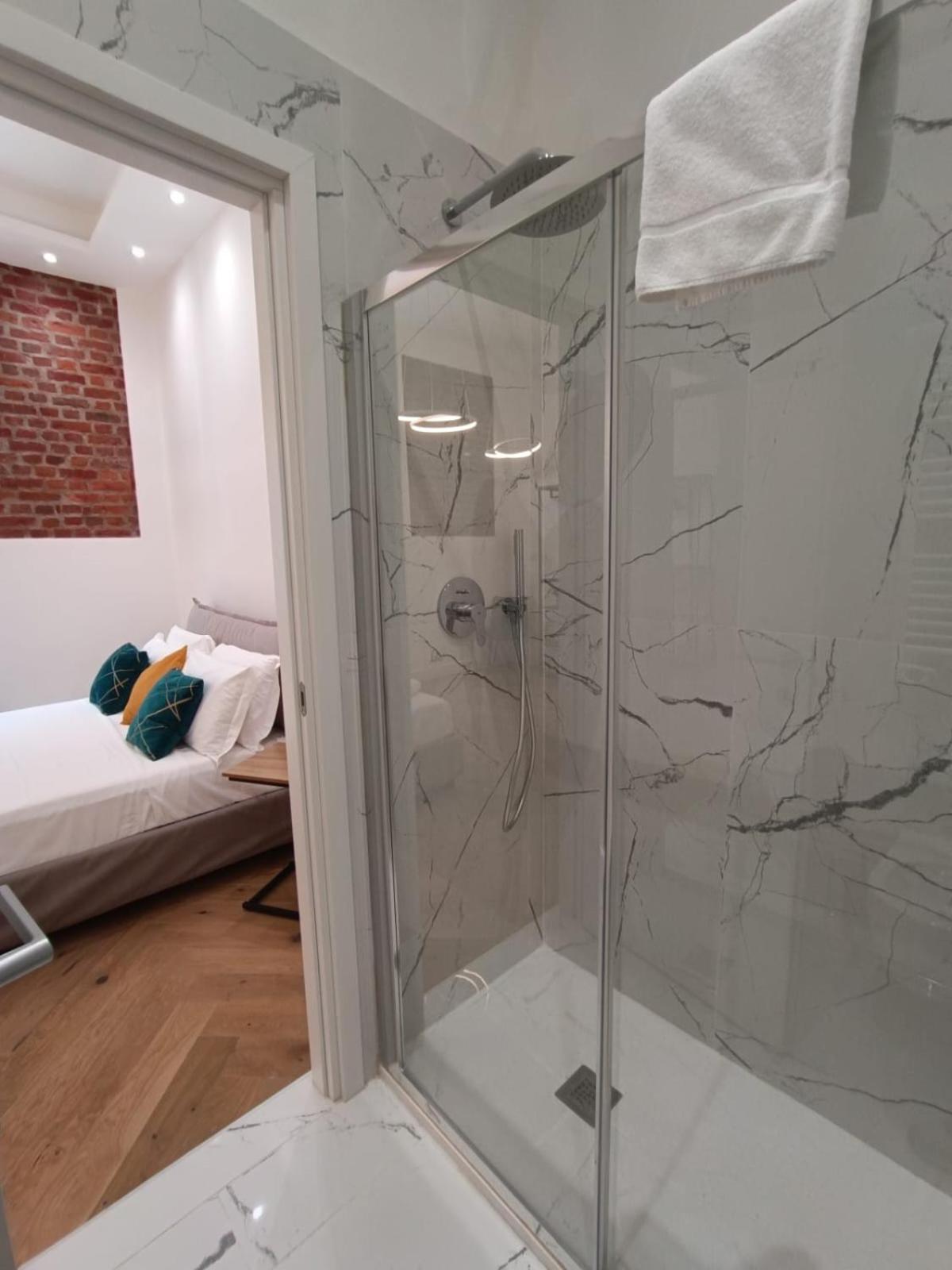 Be-C0 Centrale New Double Suite Milano Eksteriør bilde